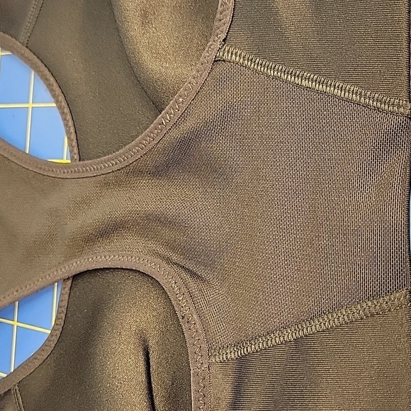 Nike Women's Black Sports Training Bra Small - Picture 4 of 10